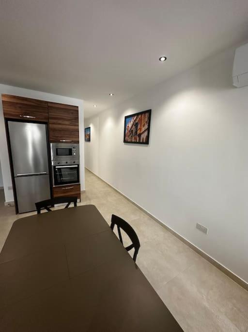 Duplex Penthouse In Gzira Sleeps 6 Apartment Exterior photo